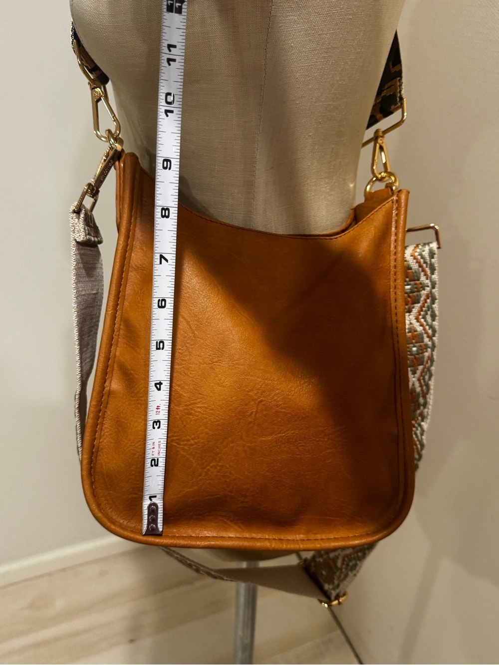 Stylish Tan Leather Crossbody Bag with Embroidered tow Strap - Picture 13 of 13